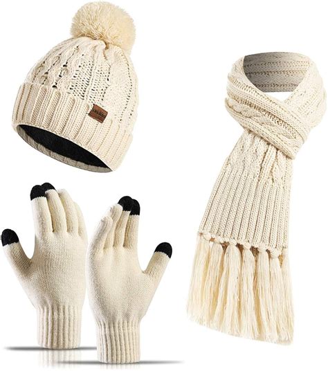 Gorros y guantes de mujer .